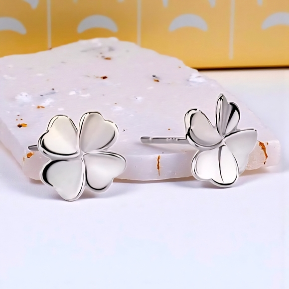 S925 Silver Four-Leaf Clover Stud Earrings Dainty Trendy Lucky Charm Jewelry - Picture 5 of 12